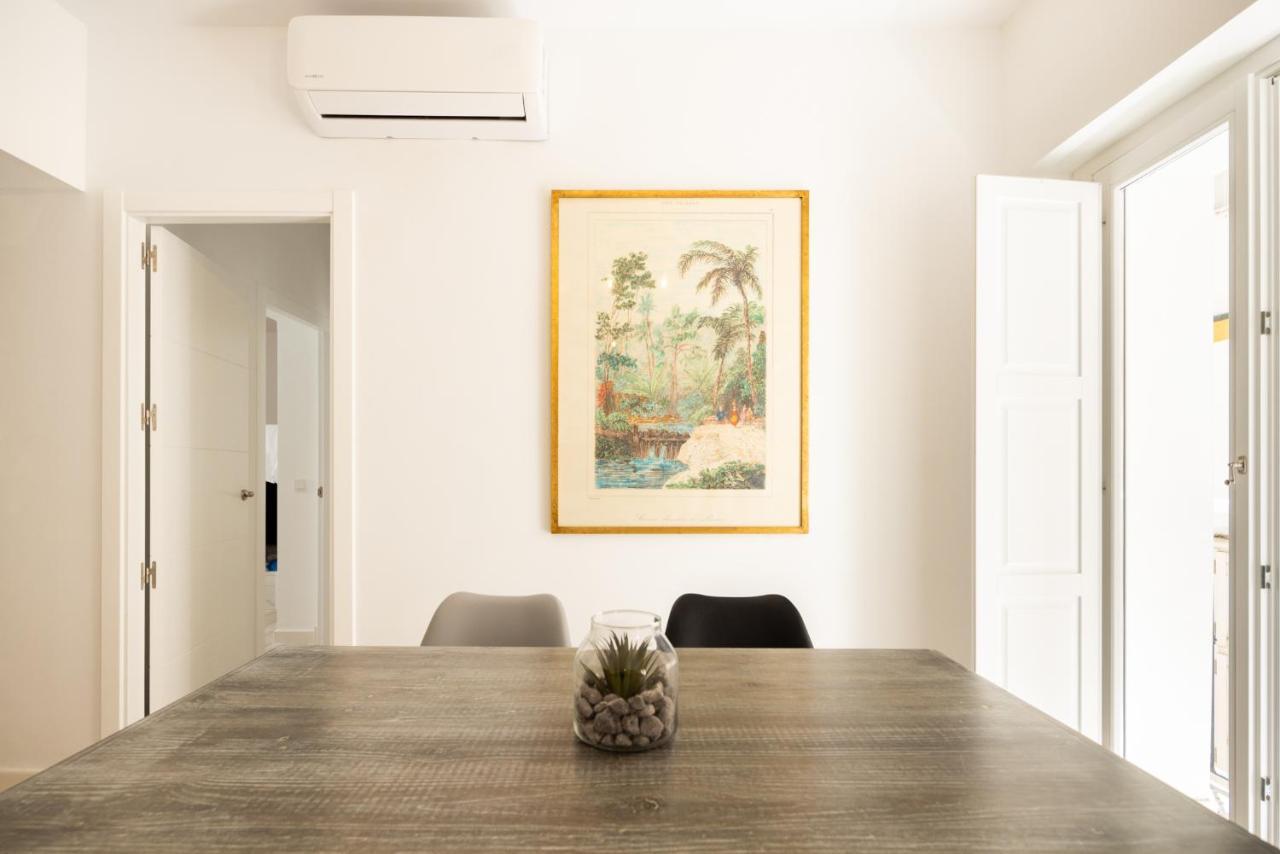 Suite Catedral Little Apartments Cadiz Exterior photo